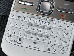 大爱键盘输入的触感 六款非触屏手机推荐
