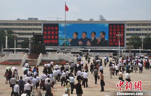 广西十二届人大二次会议开幕 将补选自治区主席