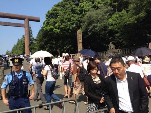 靖国神社加强戒备防止韩国议员抗议安倍右倾