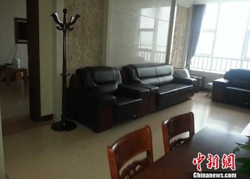 河南省肿瘤医院豪华套间病房日收费480元，赛星级酒店。 齐永 摄
