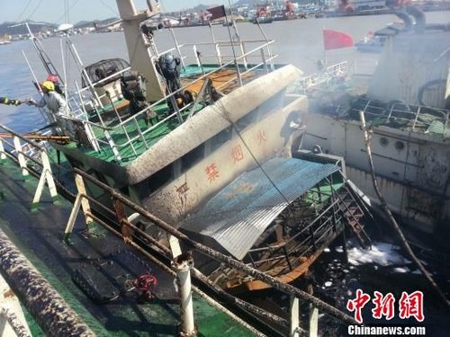 浙江镇海油船爆炸7死1伤案：焊接作业过程中爆炸