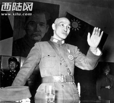 蒋介石叹息是因为自己的疏忽错失的一个极其重要的军事人才。作为自己曾经的学生林彪，最后在战场上让国民党部队吃尽了苦头。