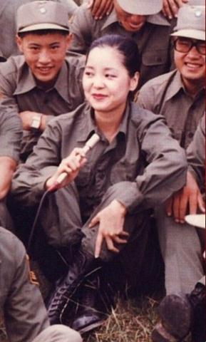 邓丽君曾是台湾“间谍”（组图）