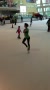 网友实拍张柏芝滑冰
